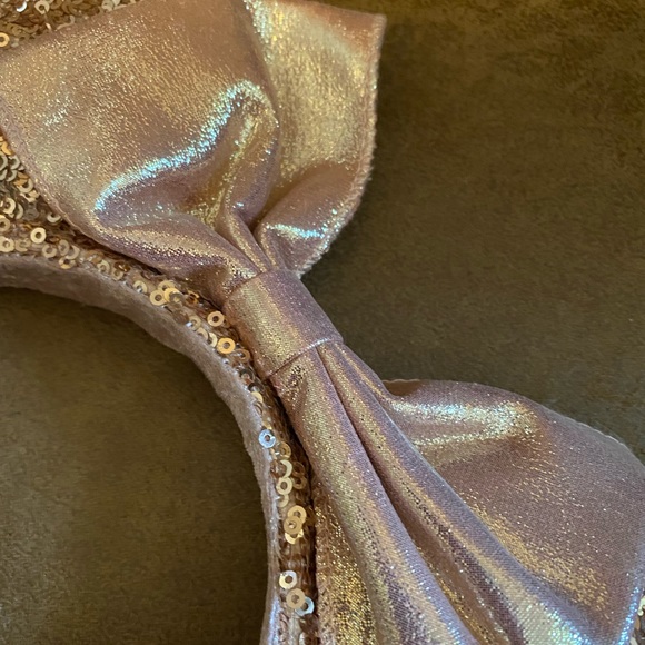 Rose Gold Sequin Mickey Ears Disney World - Picture 3 of 3